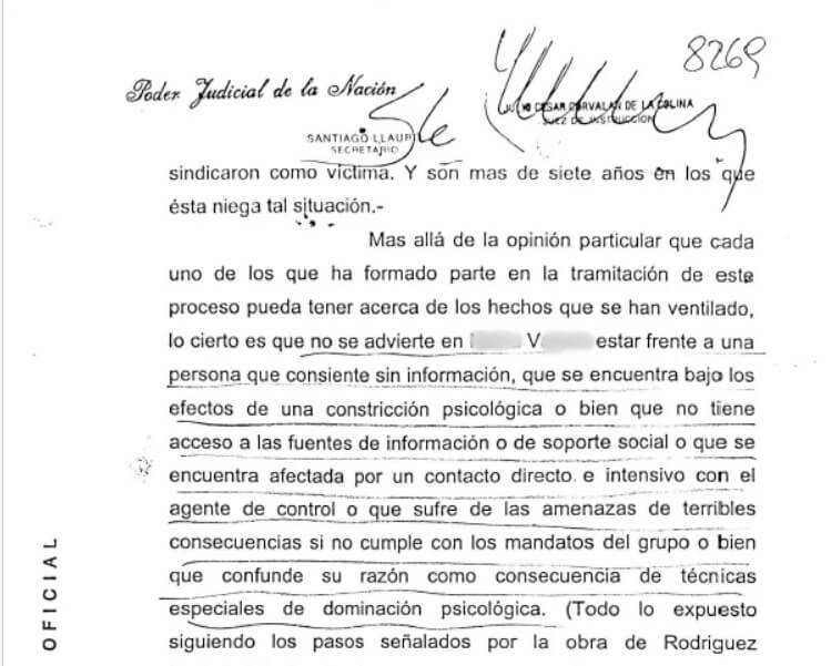 Pagina originală din dosar, cu concluziile judecătorului Corvalán de la Colina în cazul BAYS referitor la V.L.